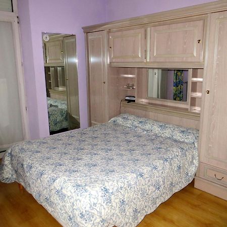 Annapolis Hotel Aix-les-Bains Szoba fotó